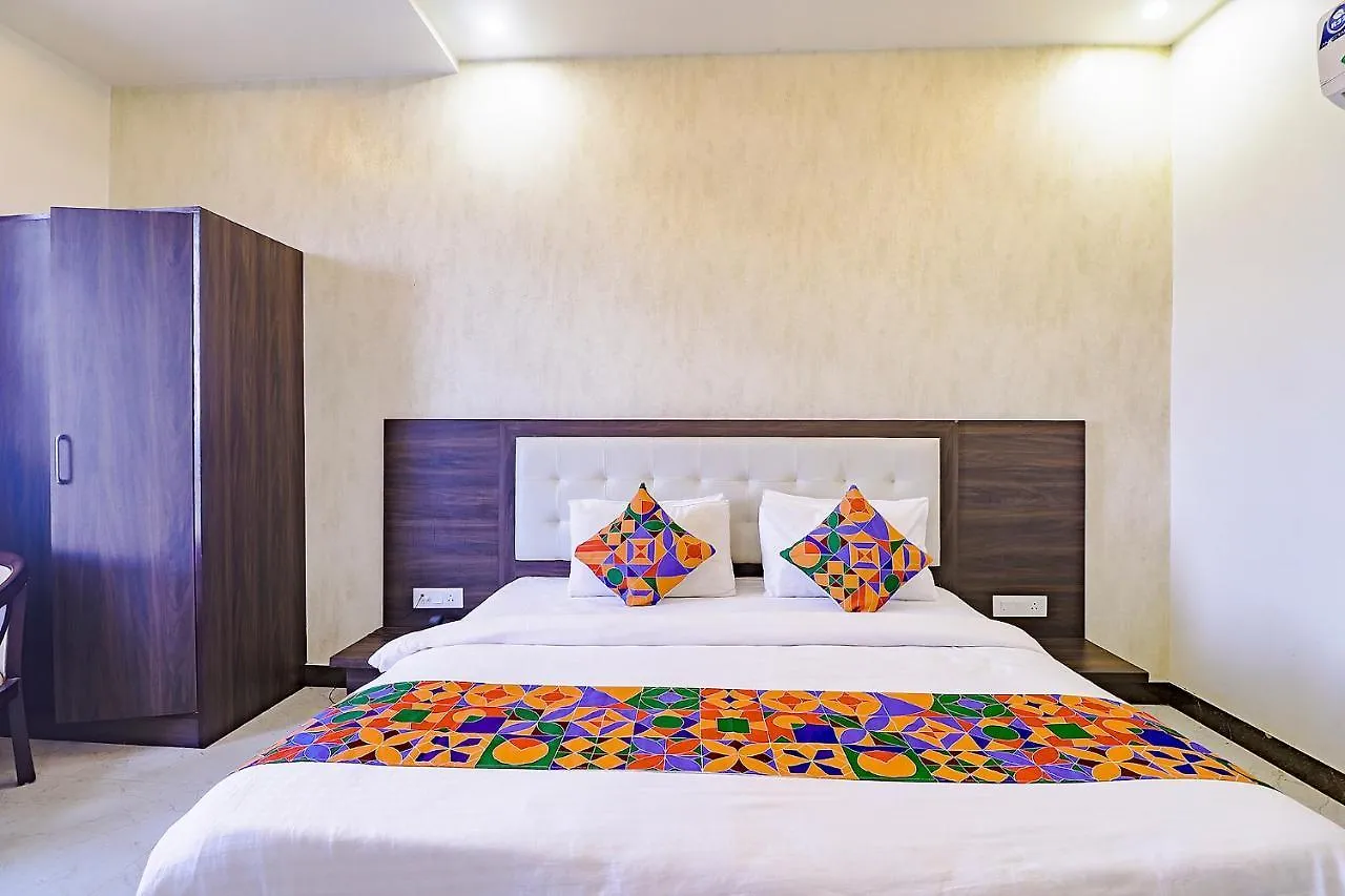 Fabhotel World Link Agra  3*, Agra (Uttar Pradesh) India